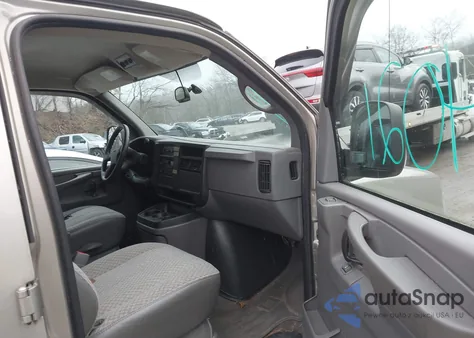 2004 GMC Savana Standard from USA, damaged, VIN 1GKFH15T241216187